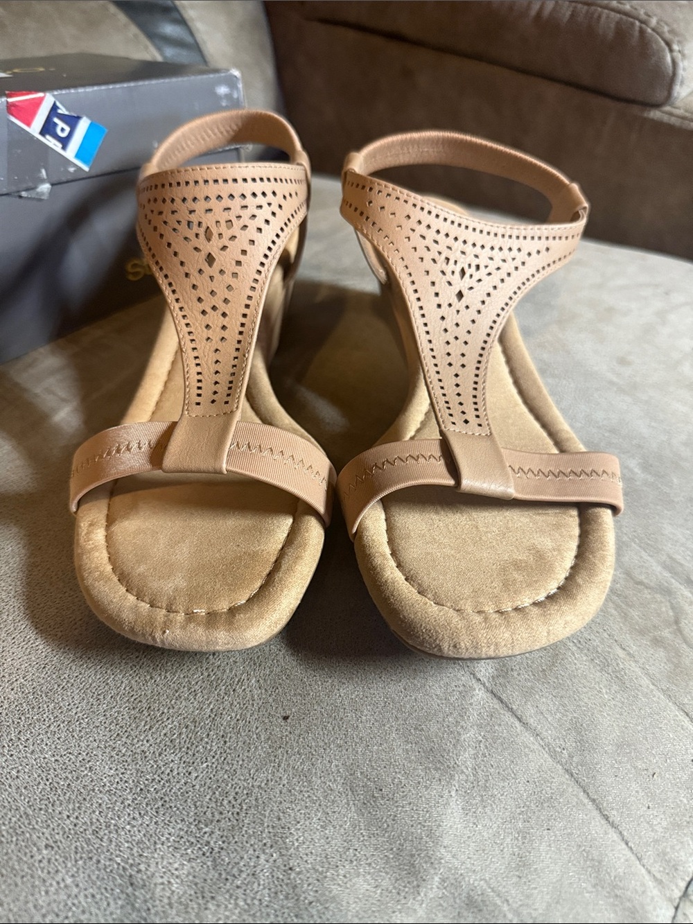 Seychelles Laser-Cut T-Strap I Sandals in camel Perf